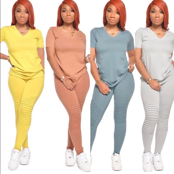 Short sleeve tee and creased 2 piece pants set - Picture 1 of 7